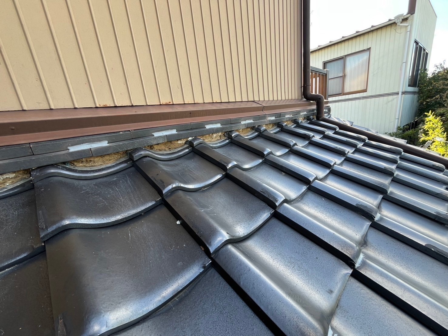 愛知県豊田市にて屋根修理〈瓦屋根の漆喰工事〉の施工前写真