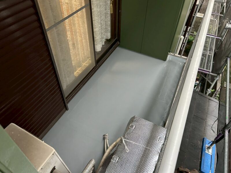 愛知県安城市にて雨漏り修理〈ベランダからの雨漏り〉