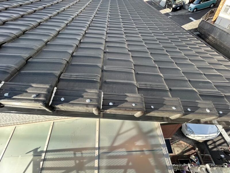 愛知県岡崎市にて屋根修理〈ケラバ瓦が外れそうに〉